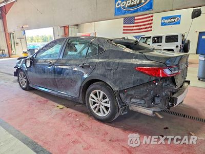 Drugie zdjęcie samochodu z przodu: 2026 TOYOTA CAMRY LE VIN:4T1DAACK3TU723206 - miniatura