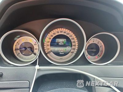 Zdjęcie 9 z 12 samochodu: 2015 MERCEDES-BENZ C 250 VIN:WDDGJ4HBXFG392001 - miniatura