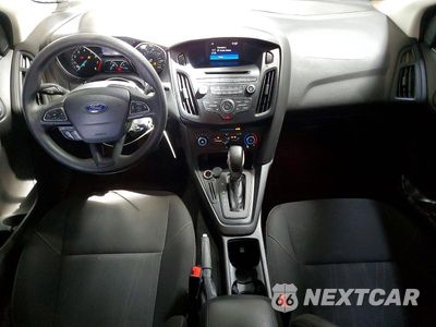 Zdjęcie 8 z 12 samochodu: 2017 FORD FOCUS SE VIN:1FADP3F21HL303764 - miniatura