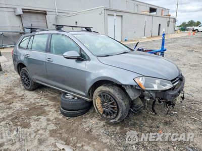 Czwarte zdjęcie samochodu z boku: 2016 VOLKSWAGEN GOLF SPORTWAGEN S VIN:3VWC17AU3GM501621 - miniatura