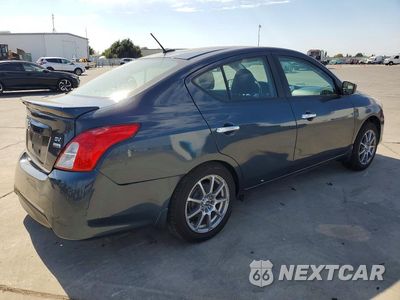 Trzecie zdjęcie samochodu z tyłu: 2017 NISSAN VERSA 1.6 S VIN:3N1CN7AP4HL830131 - miniatura