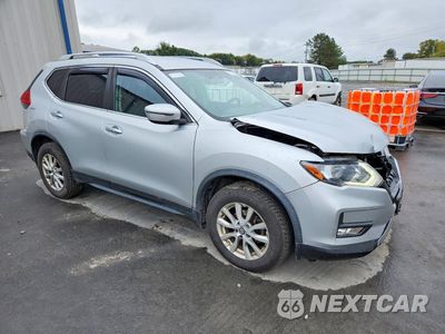 Czwarte zdjęcie samochodu z boku: 2017 NISSAN ROGUE SV VIN:JN8AT2MV1HW251846 - miniatura