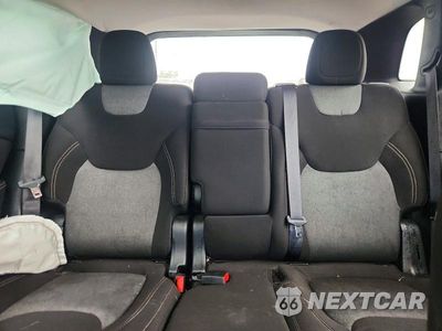 Zdjęcie 10 z 13 samochodu: 2017 JEEP CHEROKEE SPORT VIN:1C4PJLAS7HW610533 - miniatura