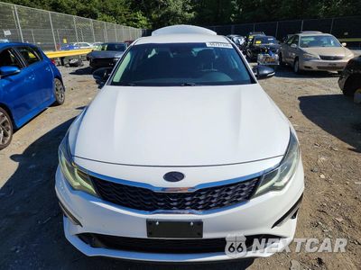Piąte zdjęcie samochodu w środku: 2019 KIA OPTIMA LX VIN:5XXGT4L32KG367096 - miniatura