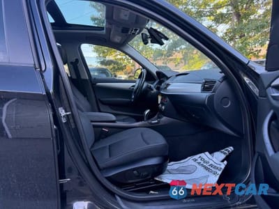 Piąte zdjęcie samochodu w środku: 2014 BMW X1 XDRIVE28I VIN:WBAVL1C57EVY21727 - miniatura
