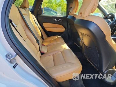 Zdjęcie 11 z 13 samochodu: 2020 VOLVO XC60 T5 MOMENTUM VIN:YV4102RK9L1598959 - miniatura