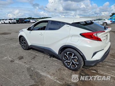 Drugie zdjęcie samochodu z przodu: 2020 TOYOTA C-HR XLE VIN:NMTKHMBXXLR110444 - miniatura