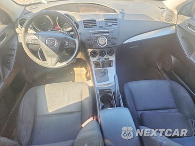 Zdjęcie 8 z 12 samochodu: 2011 MAZDA 3 I VIN:JM1BL1VG8B1394128 - miniatura