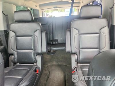 Zdjęcie 10 z 13 samochodu: 2017 CHEVROLET SUBURBAN C1500 PREMIER VIN:1GNSCJKC3HR252465 - miniatura