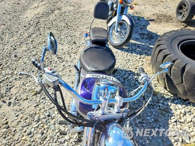 Piąte zdjęcie samochodu w środku: 2002 HONDA VT750 CDC VIN:JH2RC44692M611216 - miniatura