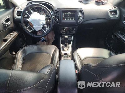 Zdjęcie 8 z 13 samochodu: 2019 JEEP COMPASS LATITUDE VIN:3C4NJCBB3KT655195 - miniatura