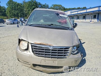 Piąte zdjęcie samochodu w środku: 2005 CHRYSLER TOWN & COUNTRY TOURING VIN:2C4GP54L55R201952 - miniatura