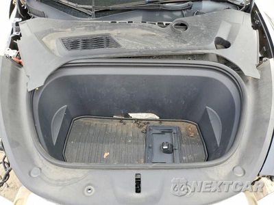 Zdjęcie 11 z 13 samochodu: 2024 TESLA MODEL Y VIN:7SAYGDEDXRF046034 - miniatura