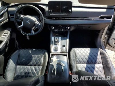 Zdjęcie 8 z 14 samochodu: 2023 MITSUBISHI OUTLANDER SEL VIN:JA4J3VA84PZ024105 - miniatura