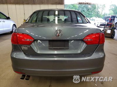 Zdjęcie 6 z 12 samochodu: 2014 VOLKSWAGEN JETTA BASE VIN:3VW1K7AJ1EM370650 - miniatura
