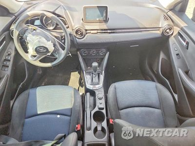 Zdjęcie 8 z 12 samochodu: 2016 SCION IA BASE VIN:3MYDLBZV8GY133304 - miniatura