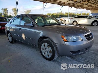 Czwarte zdjęcie samochodu z boku: 2008 HYUNDAI SONATA GLS VIN:5NPET46C08H379778 - miniatura