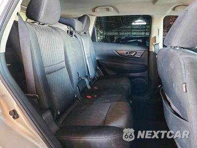 Zdjęcie 11 z 13 samochodu: 2019 NISSAN ROGUE SV VIN:KNMAT2MT1KP535991 - miniatura