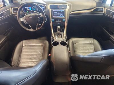 Zdjęcie 8 z 12 samochodu: 2013 FORD FUSION SE VIN:3FA6P0HR1DR166774 - miniatura