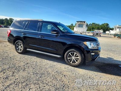 Czwarte zdjęcie samochodu z boku: 2018 FORD EXPEDITION XLT VIN:1FMJU1HT0JEA27082 - miniatura