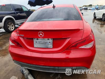 Zdjęcie 6 z 12 samochodu: 2018 MERCEDES-BENZ CLA 250 VIN:WDDSJ4EB4JN580824 - miniatura