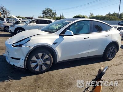 2024 TESLA MODEL Y 7SAYGDEE1RF002660 - główne zdjęcie licytacji z USA - miniatura