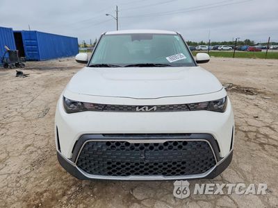 Piąte zdjęcie samochodu w środku: 2024 KIA SOUL LX VIN:KNDJ23AU1R7230328 - miniatura