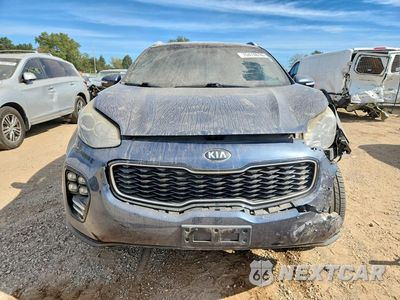 Piąte zdjęcie samochodu w środku: 2018 KIA SPORTAGE EX VIN:KNDPNCAC1J7459556 - miniatura