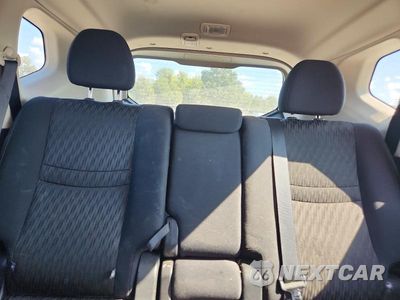 Zdjęcie 10 z 14 samochodu: 2018 NISSAN ROGUE S VIN:5N1AT2MV4JC721592 - miniatura