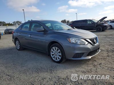 Czwarte zdjęcie samochodu z boku: 2018 NISSAN SENTRA S VIN:3N1AB7AP2JY323320 - miniatura