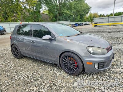 Czwarte zdjęcie samochodu z boku: 2013 VOLKSWAGEN GTI VIN:WVWHD7AJ0DW050438 - miniatura