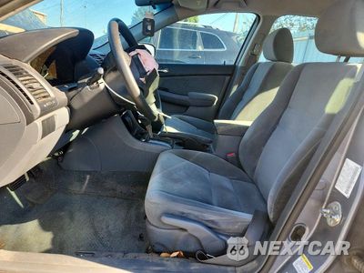 Zdjęcie 7 z 12 samochodu: 2007 HONDA ACCORD SE VIN:1HGCM56357A006382 - miniatura