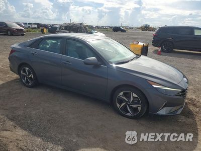 Czwarte zdjęcie samochodu z boku: 2023 HYUNDAI ELANTRA LIMITED VIN:KMHLN4AJ5PU082867 - miniatura