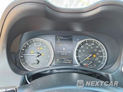 Zdjęcie 9 z 12 samochodu: 2018 INFINITI Q50 3.0T LUXE VIN:JN1EV7AR0JM440164 - miniatura