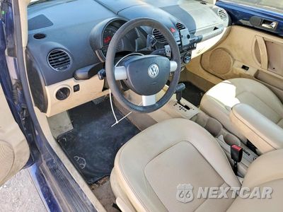 Zdjęcie 8 z 12 samochodu: 2006 VOLKSWAGEN NEW BEETLE CONVERTIBLE OPTION PACKAGE 1 VIN:3VWRG31Y56M324315 - miniatura