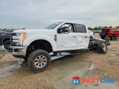 2017 FORD F250 SUPER DUTY 1FT7W2BT7HED74006 - główne zdjęcie licytacji z USA - miniatura