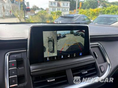Zdjęcie 7 z 12 samochodu: 2022 CHEVROLET SUBURBAN K1500 LT VIN:1GNSKCKD6NR167560 - miniatura
