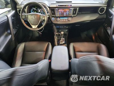 Zdjęcie 8 z 13 samochodu: 2017 TOYOTA RAV4 HV LIMITED VIN:JTMDJREV2HD081286 - miniatura