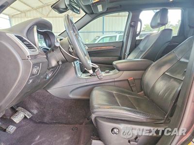 Zdjęcie 7 z 12 samochodu: 2016 JEEP GRAND CHEROKEE OVERLAND VIN:1C4RJFCG1GC434940 - miniatura
