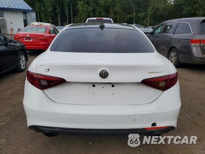 Zdjęcie 6 z 12 samochodu: 2022 ALFA ROMEO GIULIA SUPER VIN:ZARFANBN9N7660510 - miniatura