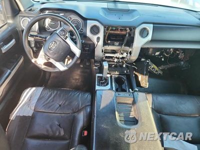 Zdjęcie 8 z 12 samochodu: 2017 TOYOTA TUNDRA SR5 VIN:5TFRW5F15HX225987 - miniatura