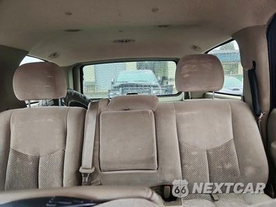 Zdjęcie 10 z 13 samochodu: 2005 CHEVROLET TAHOE C1500 VIN:1GNEC13V05R115024 - miniatura