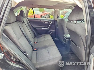 Zdjęcie 11 z 13 samochodu: 2022 TOYOTA RAV4 XLE VIN:2T3W1RFV4NC178402 - miniatura