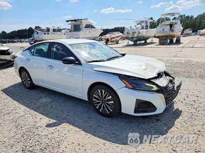 Czwarte zdjęcie samochodu z boku: 2025 NISSAN ALTIMA SV VIN:1N4BL4DV6SN390773 - miniatura