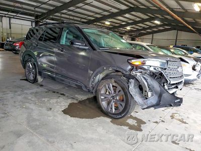 Czwarte zdjęcie samochodu z boku: 2023 FORD EXPLORER XLT VIN:1FMSK8DH3PGA38319 - miniatura