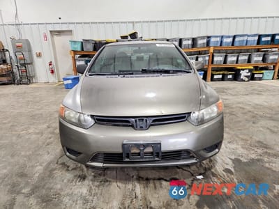 Piąte zdjęcie samochodu w środku: 2007 HONDA CIVIC LX VIN:2HGFG12647H558499 - miniatura