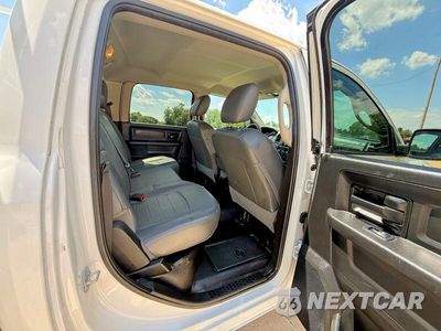 Zdjęcie 6 z 10 samochodu: 2018 RAM 2500 ST VIN:3C6UR4HJ7JG312963 - miniatura