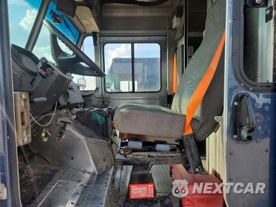 Zdjęcie 7 z 12 samochodu: 2020 FREIGHTLINER MT45G CHASSIS DELIVERY TRUCK VIN:4UZAC2EAXLCMH7943 - miniatura