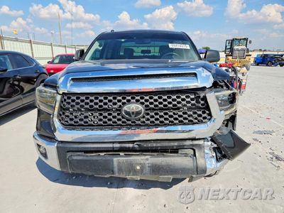 Piąte zdjęcie samochodu w środku: 2019 TOYOTA TUNDRA SR5 VIN:5TFDY5F12KX797059 - miniatura