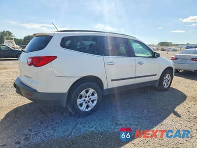 Trzecie zdjęcie samochodu z tyłu: 2011 CHEVROLET TRAVERSE LS VIN:1GNKREED5BJ159737 - miniatura